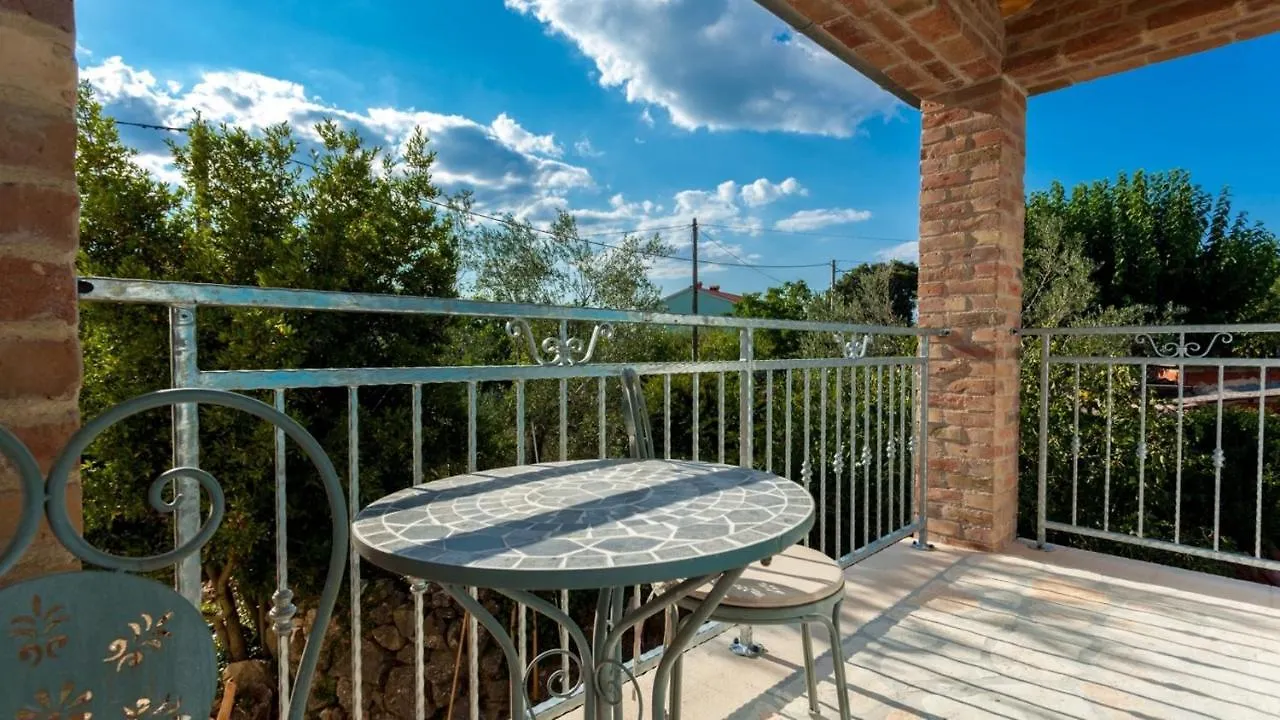 Villa Lusa Bajcici Guest house