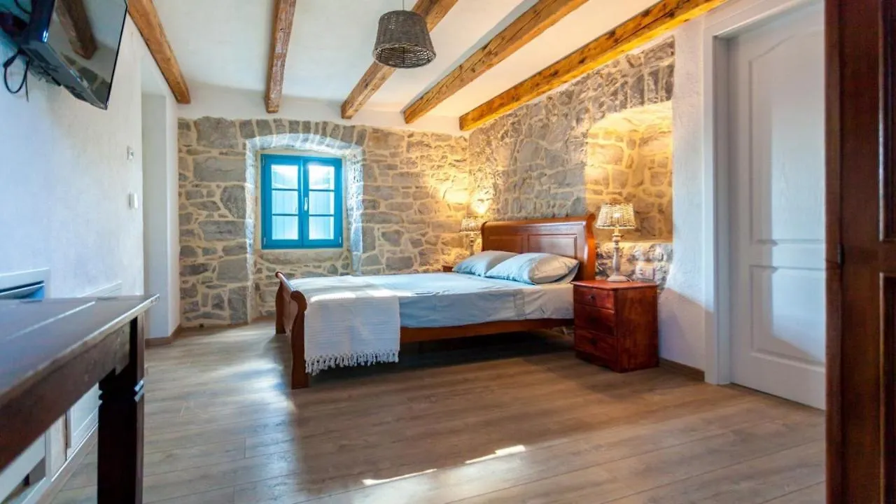 Villa Lusa Bajcici Croatia